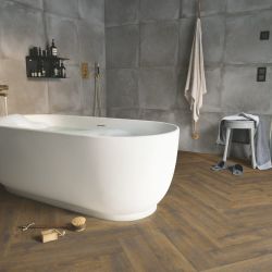 Плитка ПВХ Vorma pad pro V4524-40287 Вековой дуб темный елочка 630x126x6 (Pergo) 0,794 м2